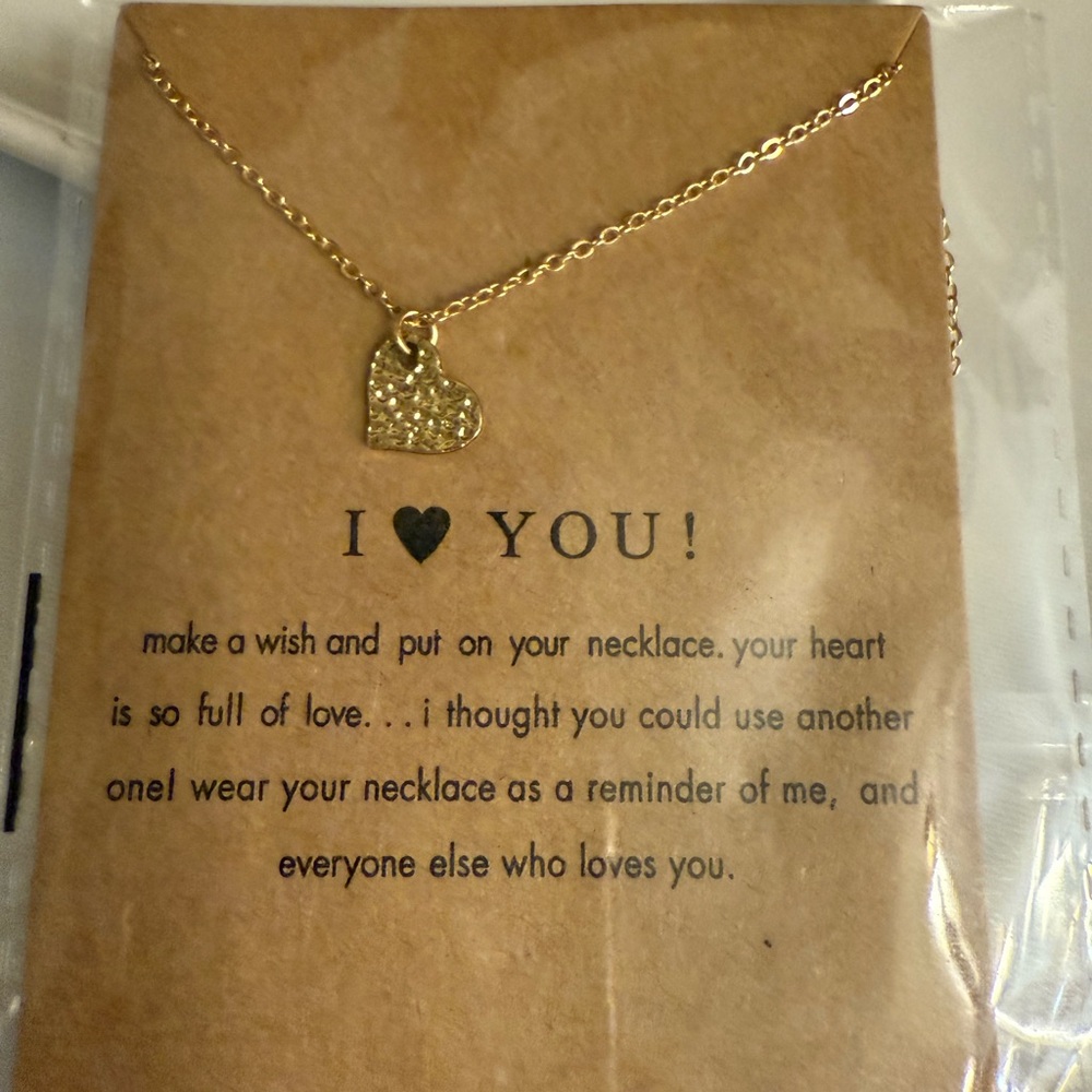 Dainty heart Fashion Necklace, Gold-Tone Chain